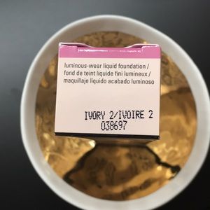 Mary-Kay Timewise Luminous-Wear Liquid Foundation